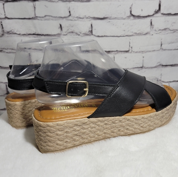 Bella Vita Mar-Italy Platform Sandals - Picture 7 of 13